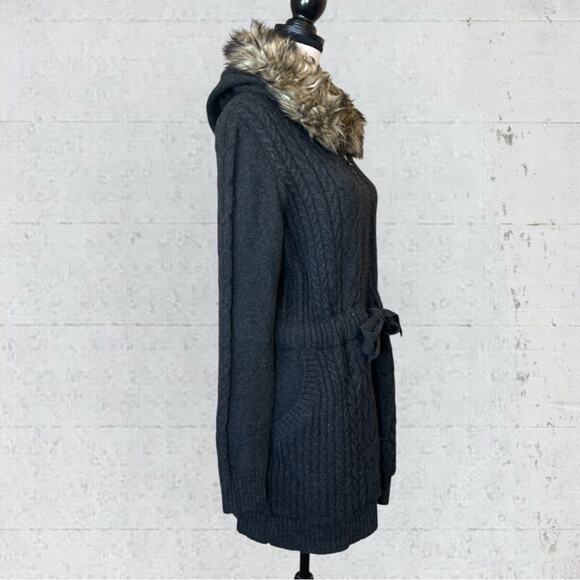 Woolrich Cable Knit Long Zipper Cardigan Faux Fur Trim Tie Waist Size XL - Picture 5 of 12